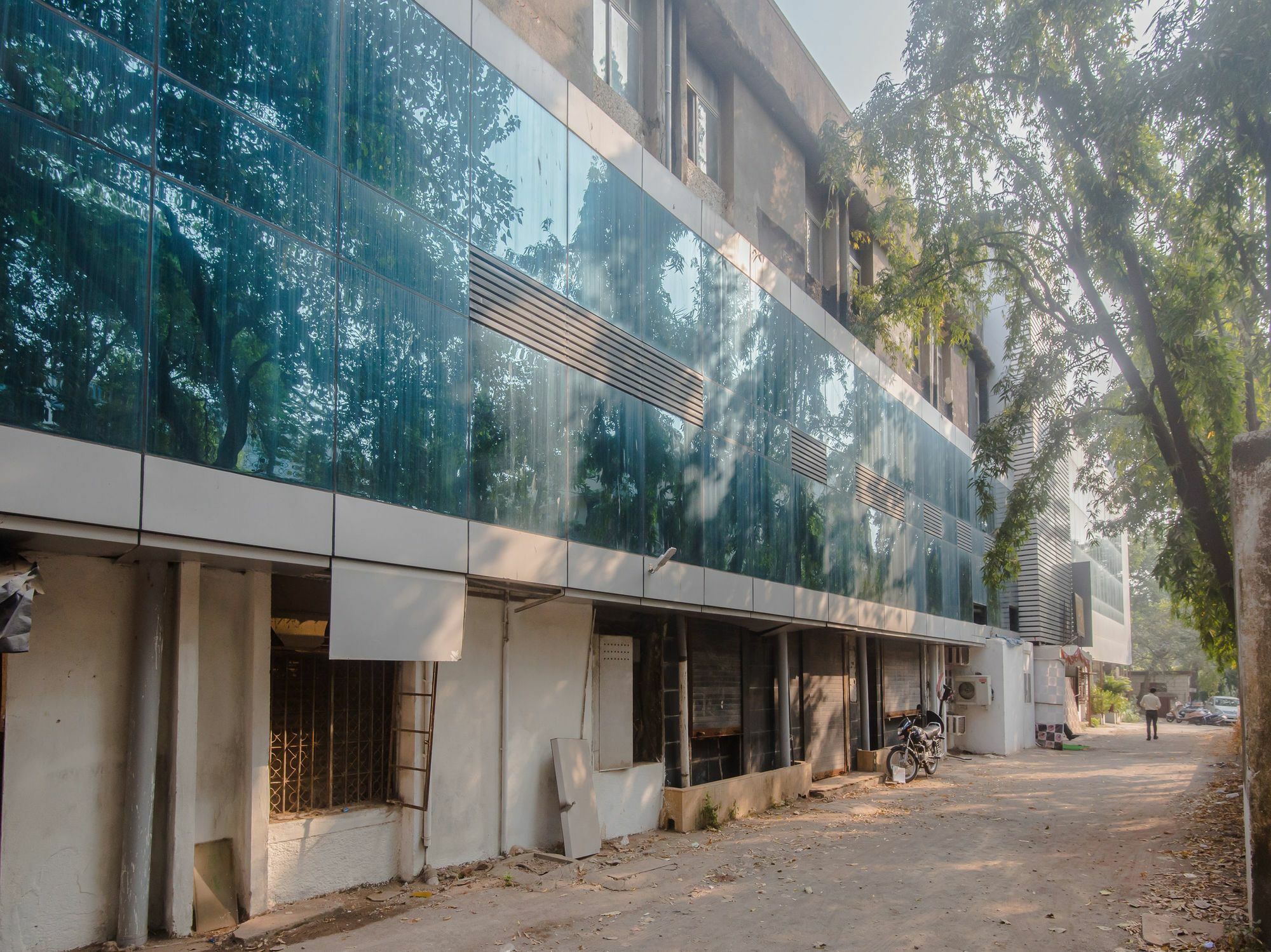Отель Fabexpress Veera Residency Мумбаи Экстерьер фото